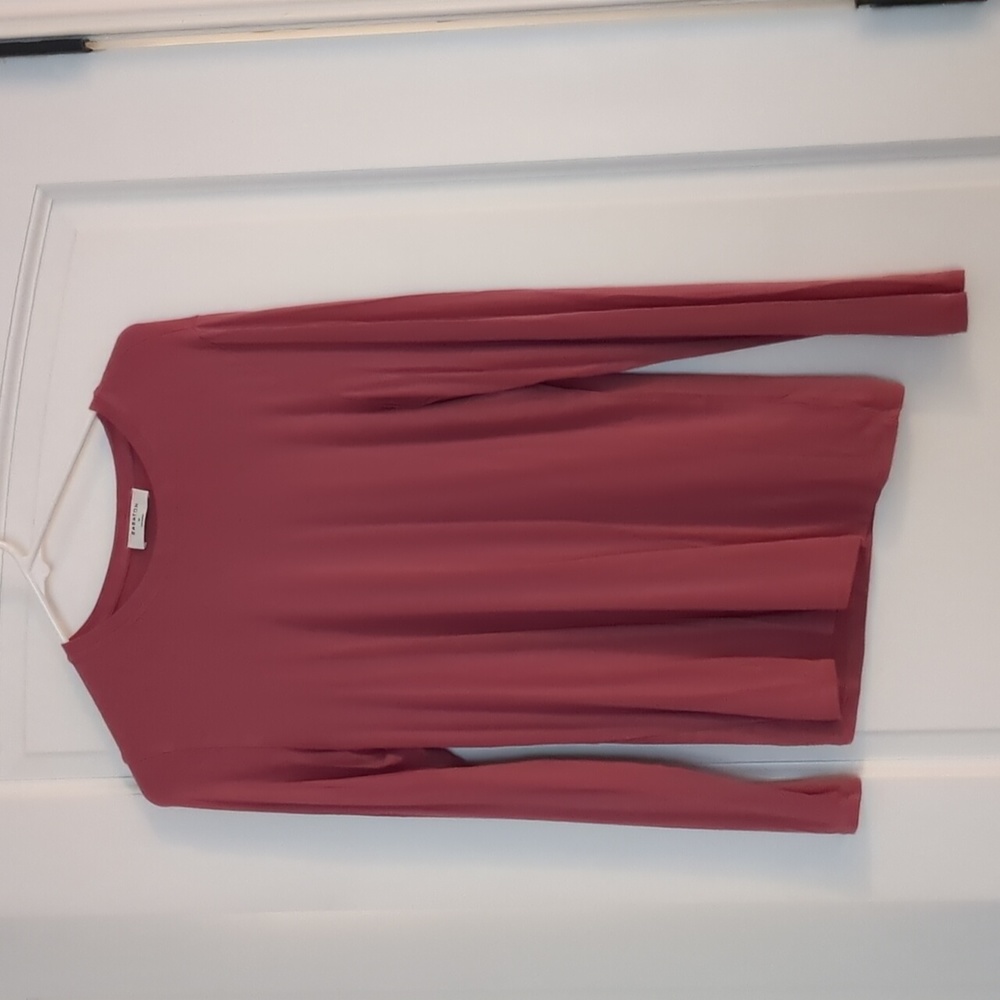 Babaton Everyday Hip Longsleeve T-shirt